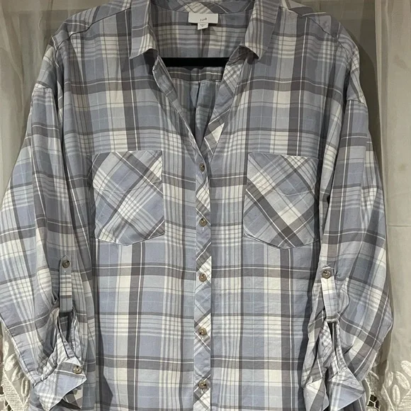 🍁J. Jill XL Blue flannel print top🍁 - Picture 3 of 6
